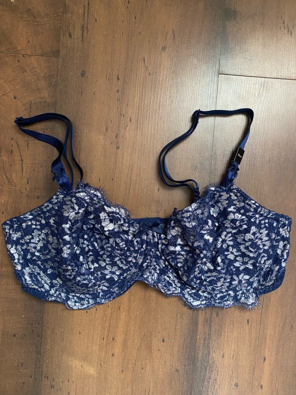 Victoria's Secret Navy and Silver Metallic Floral Lace Underwire Bra